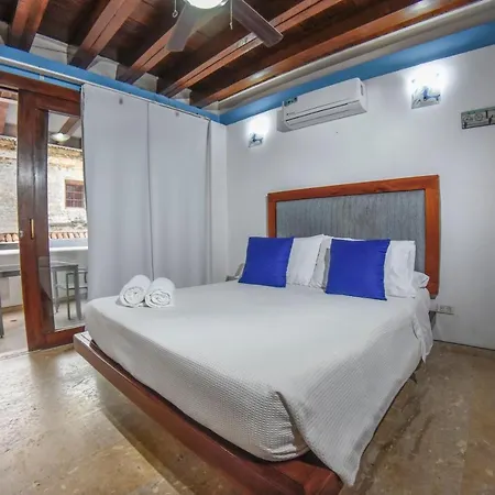 Bed and breakfast Casa Rosa 4*