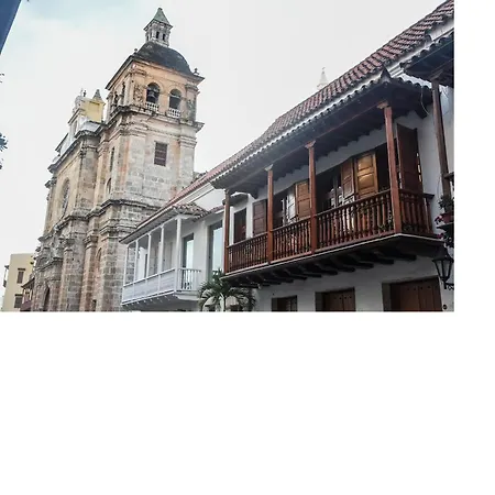 Casa Rosa 4*